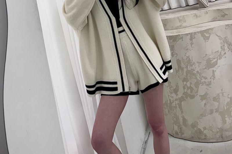 Set: V-Neck Contrast Trim Zip-Up Cardigan + High Waist Knit Shorts Product Image