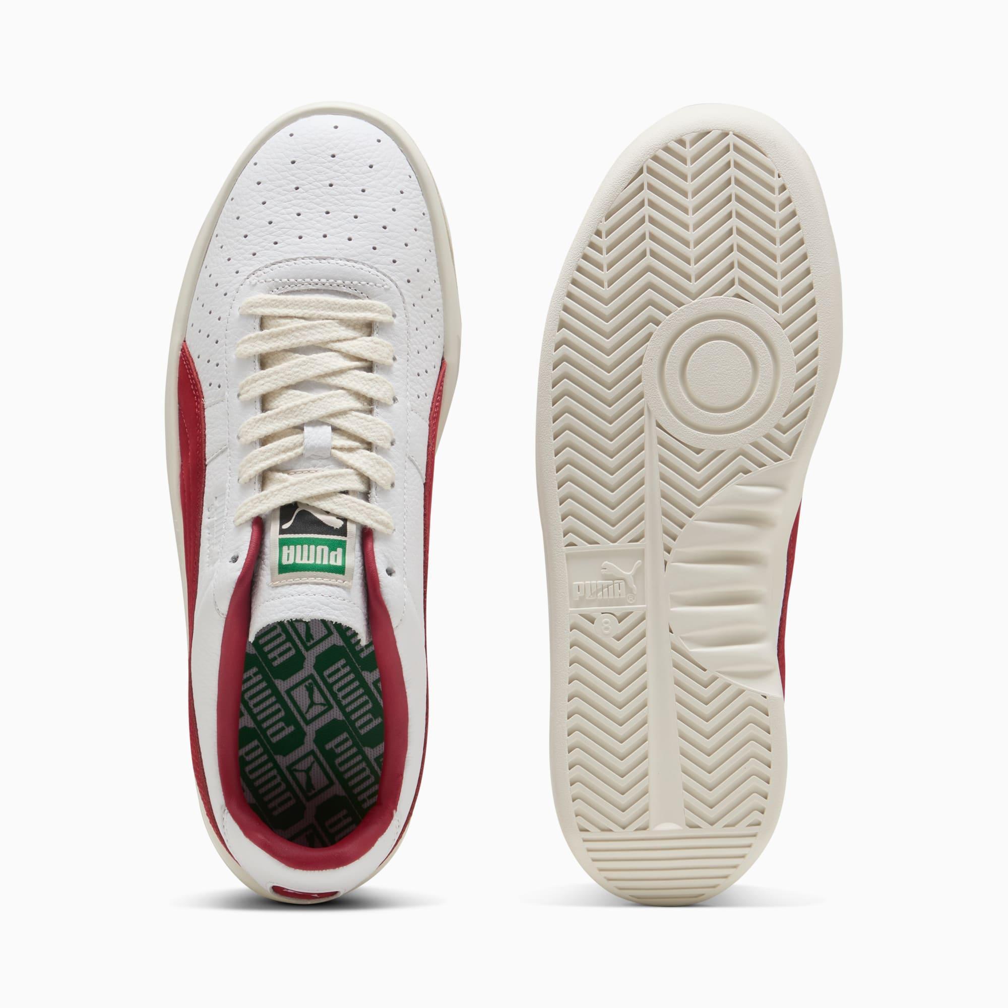 GV Special Base Sneakers Product Image