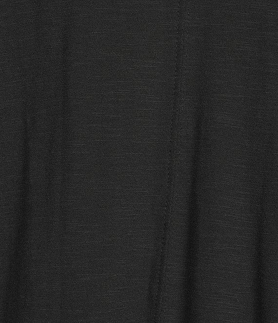 Intro Petite Size Solid V-Neck Short Sleeve Tee Product Image