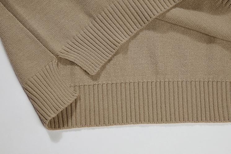 RT No. 3078 KNITTED V-NECK VEST Product Image