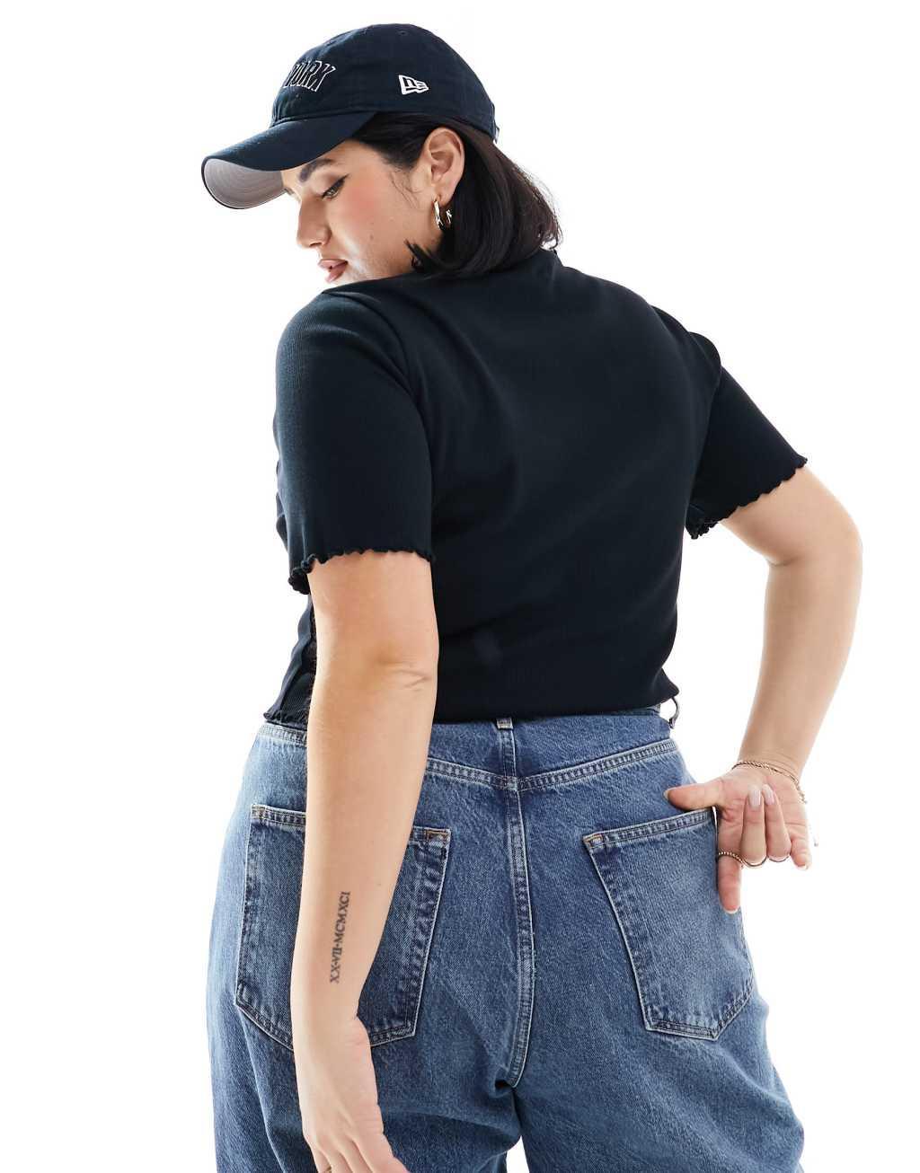 COLLUSION Plus lettuce edge ribbed T-shirt in black Product Image