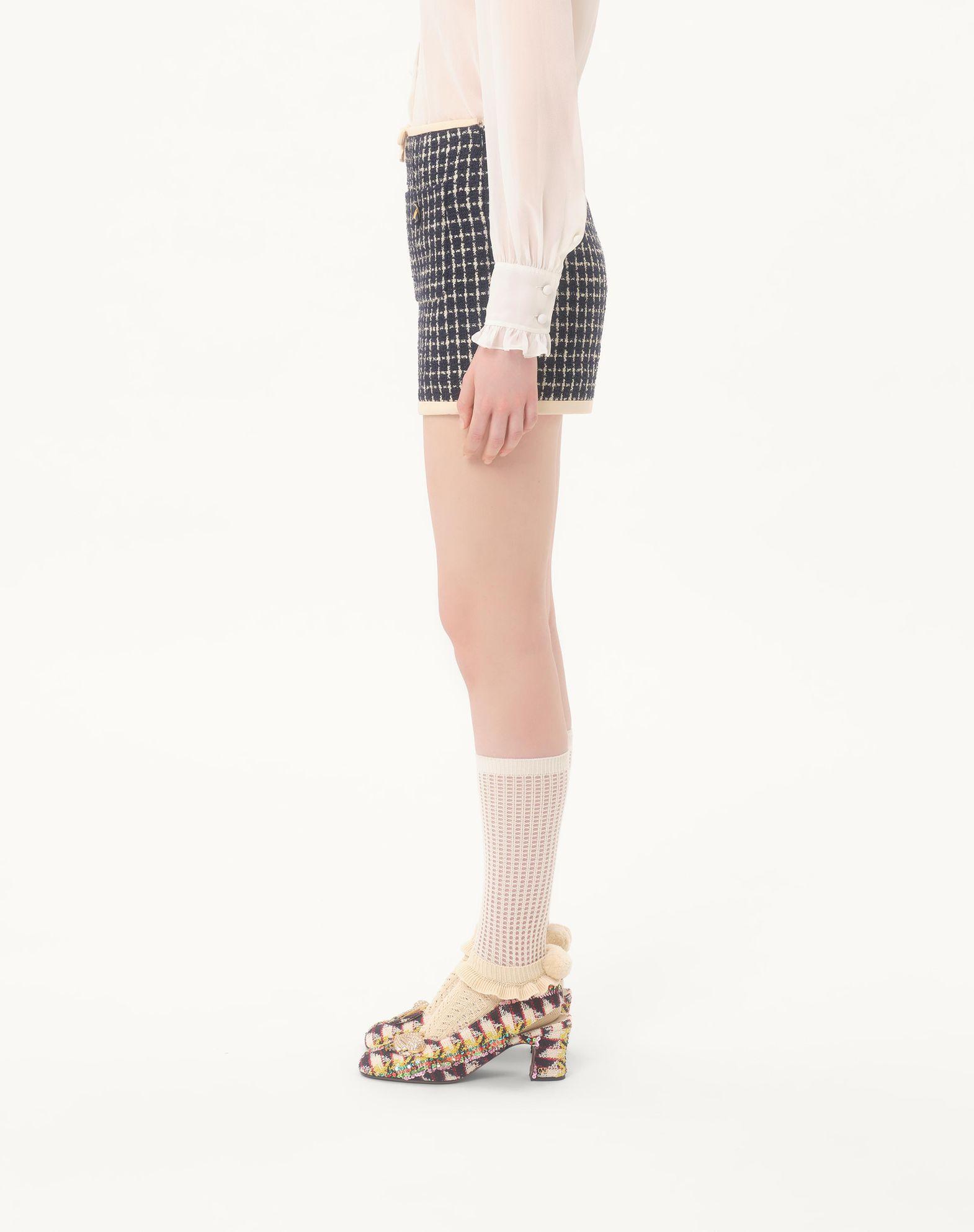 BOUCLÉ SHORTS Product Image
