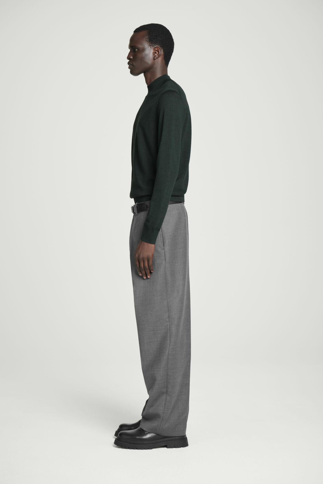SLIM MERINO WOOL MOCK-NECK SWEATER Product Image