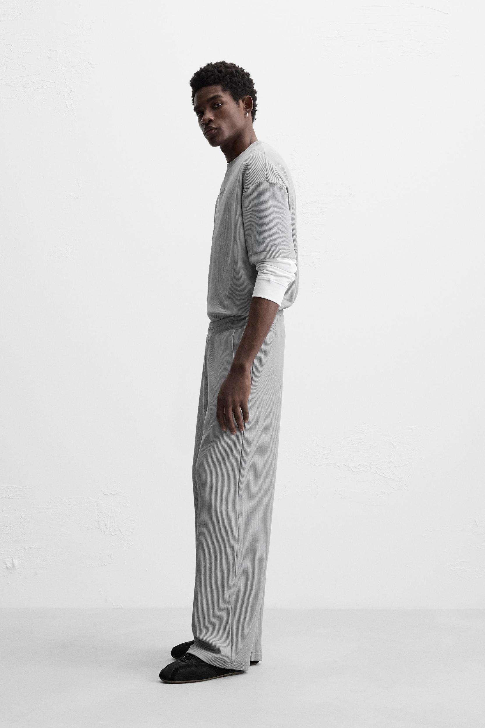 TEXTURED JOGGER PANTS Product Image