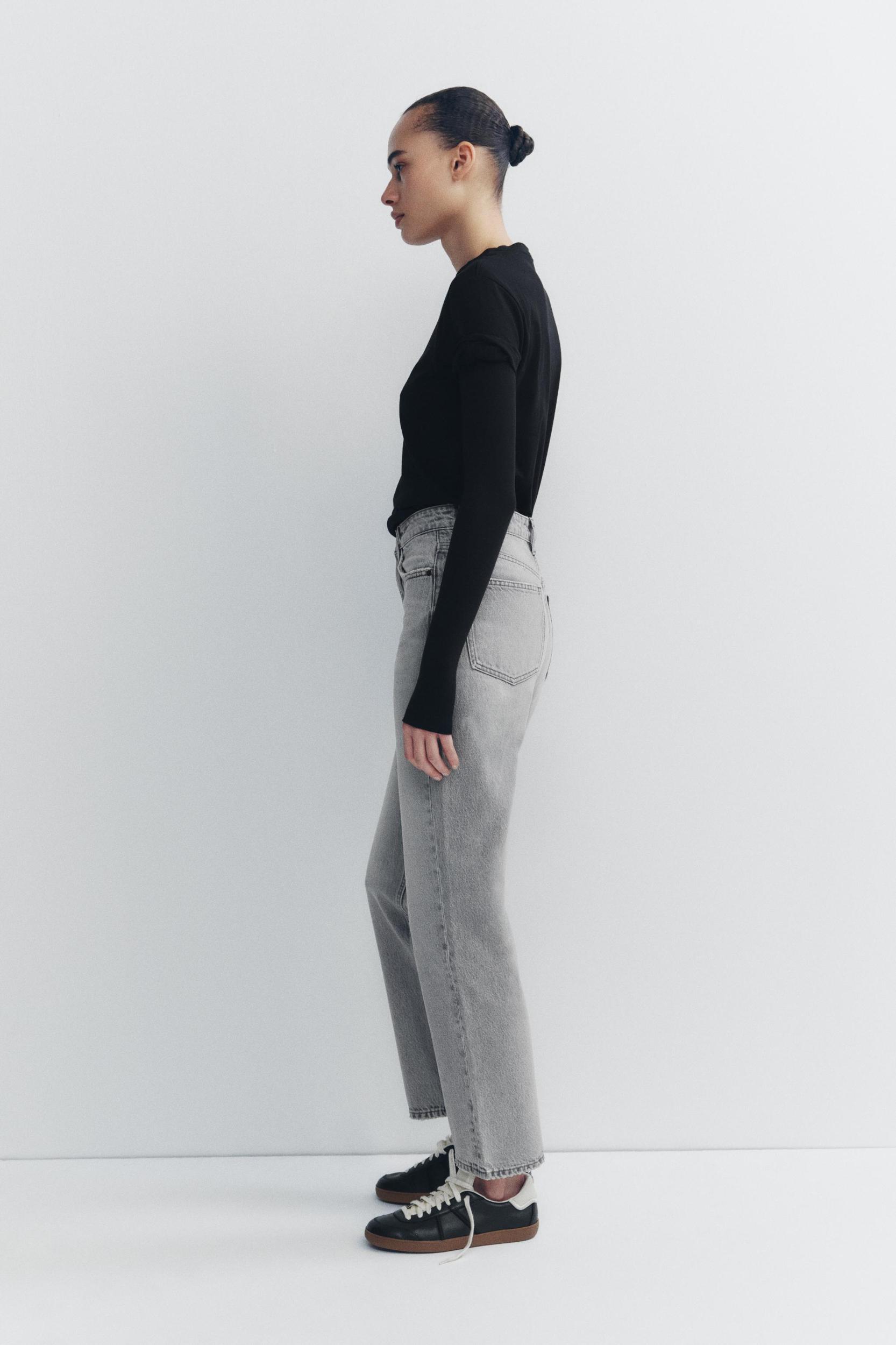 HIGH-WAISTED TRF MOM FIT JEANS Product Image