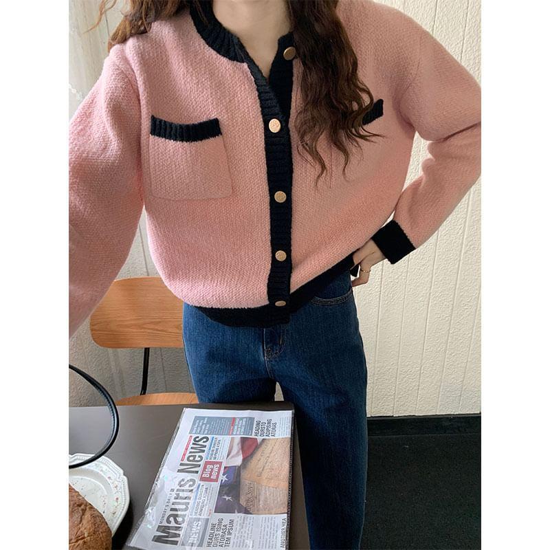 Round Neck Two Tone Cardigan Product Image