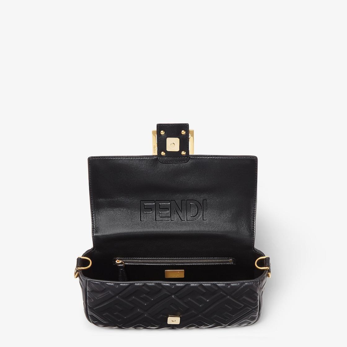 BaguetteBlack leather bag Product Image
