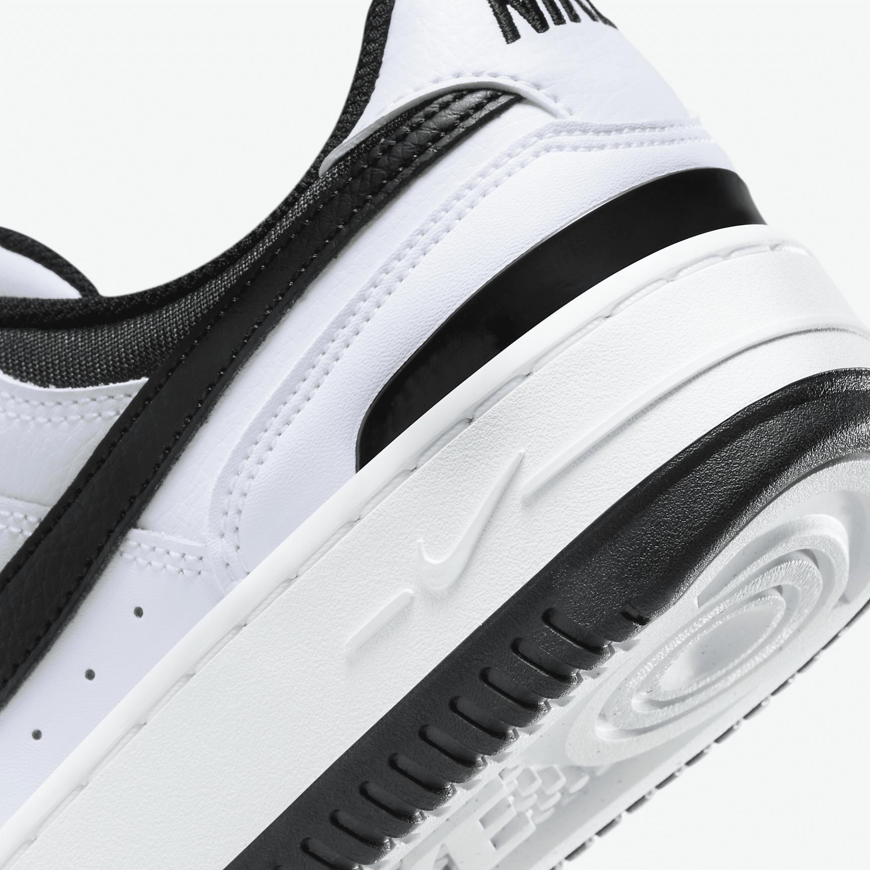 Nike Womens Gamma Force Shoes | DX9176-100 Product Image