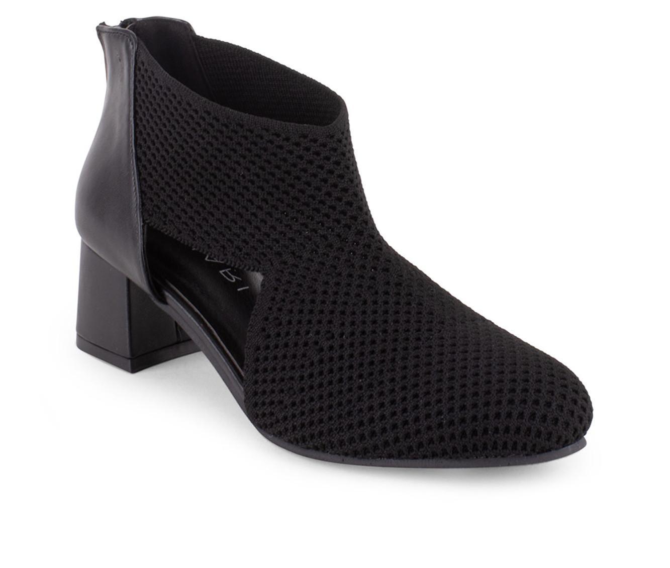 Women's Tahari Freeway Boots Product Image