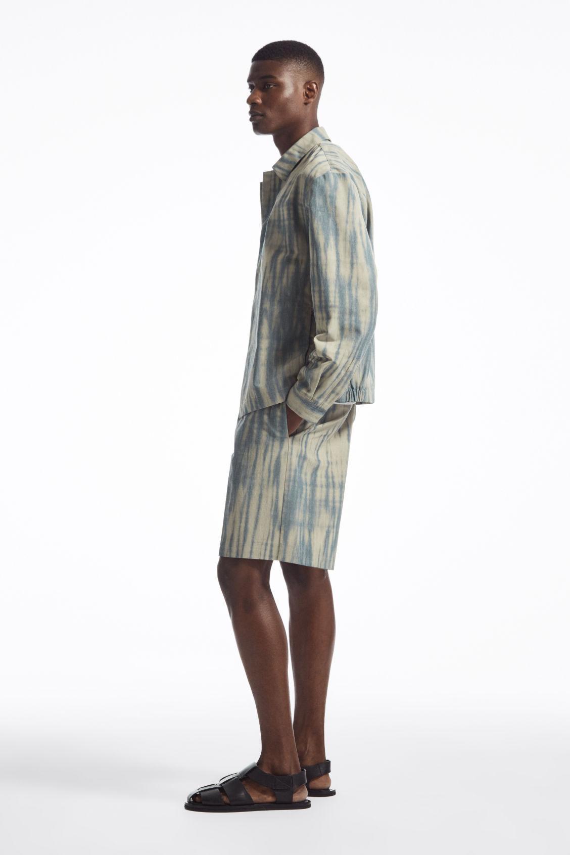 ELASTICATED BERMUDA SHORTS Product Image