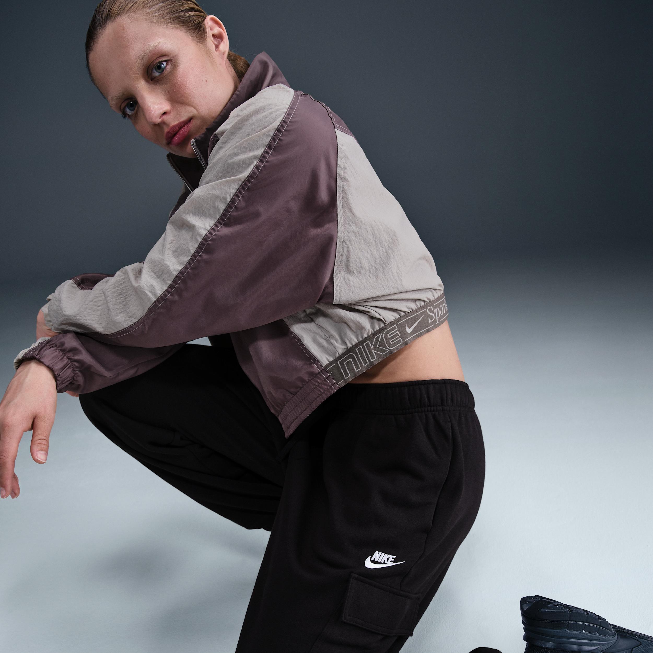 Women's Nike Sportswear Club Fleece Midrise Cargo Pants, Size: XL, Black Product Image