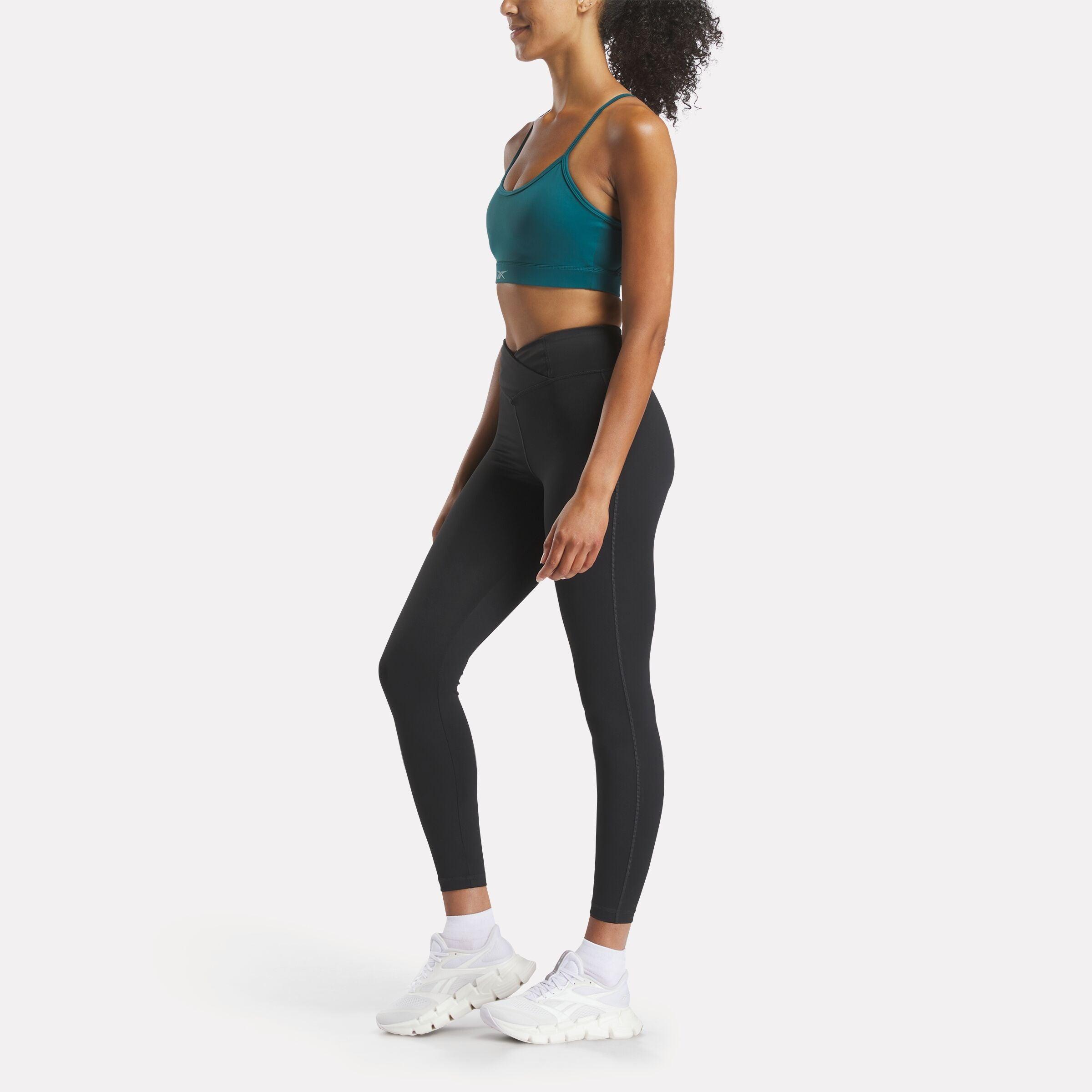 Women's Yoga Strappy Bra Product Image