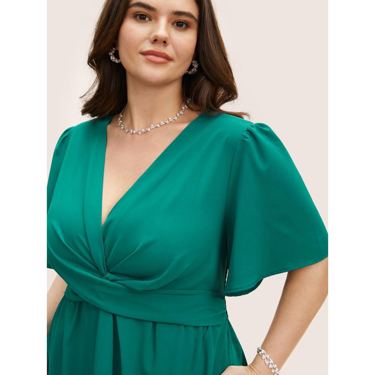 Plus Size Solid Shirred Crossover Flutter Sleeve Dress Emerald Women Elegant Twist V-neck Short sleeve Curvy BloomChic 14-16/1X Product Image