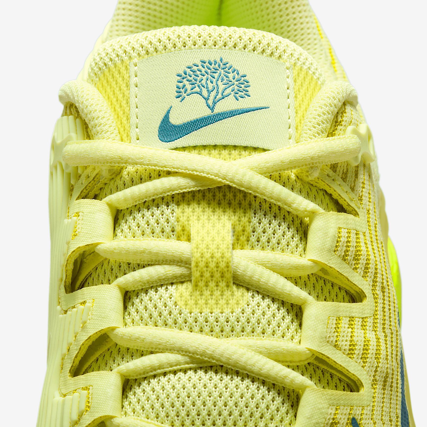 Nike Vapor 12 Premium Women's Hard Court Tennis Shoes Product Image