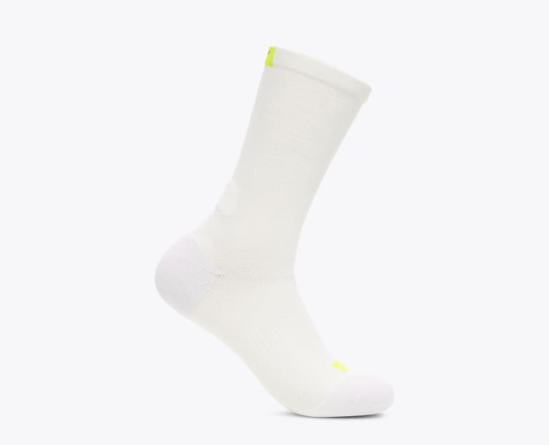 HOKA Mens Clifton Crew Run Sock in Whitemall Product Image