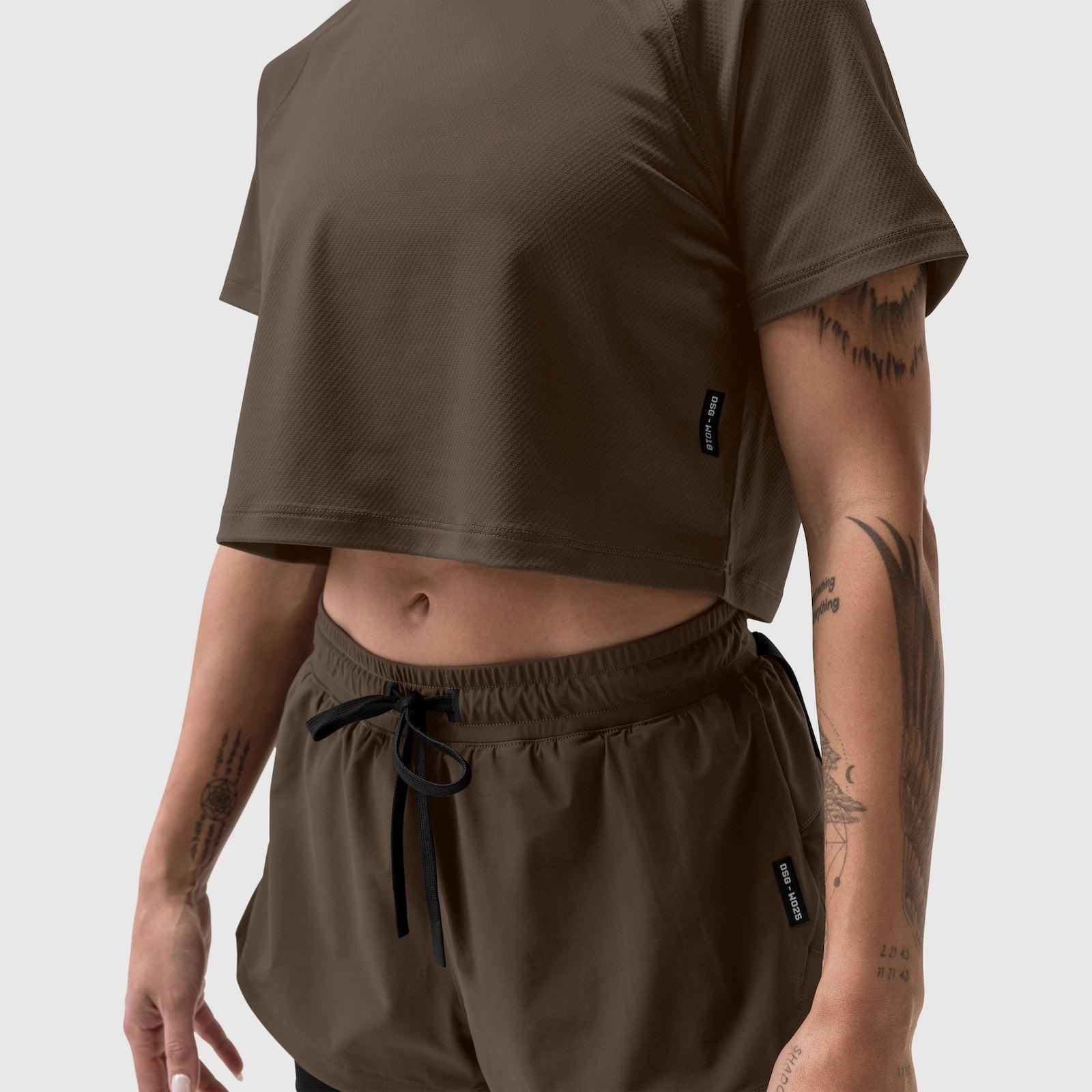 W018. AeroSilver® Cropped Tee - Dark Earth Product Image