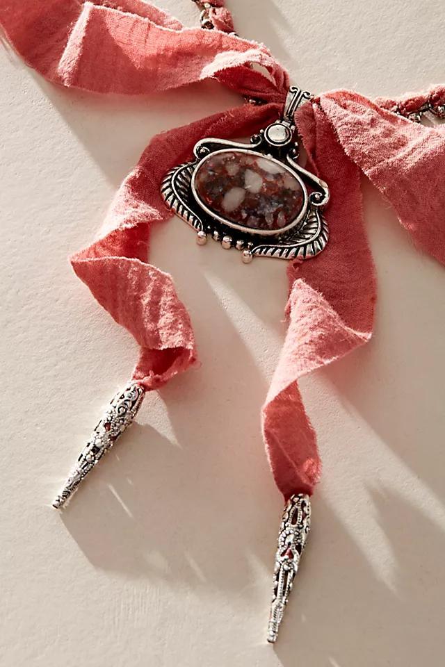 Boca Bow Layer Necklace Product Image
