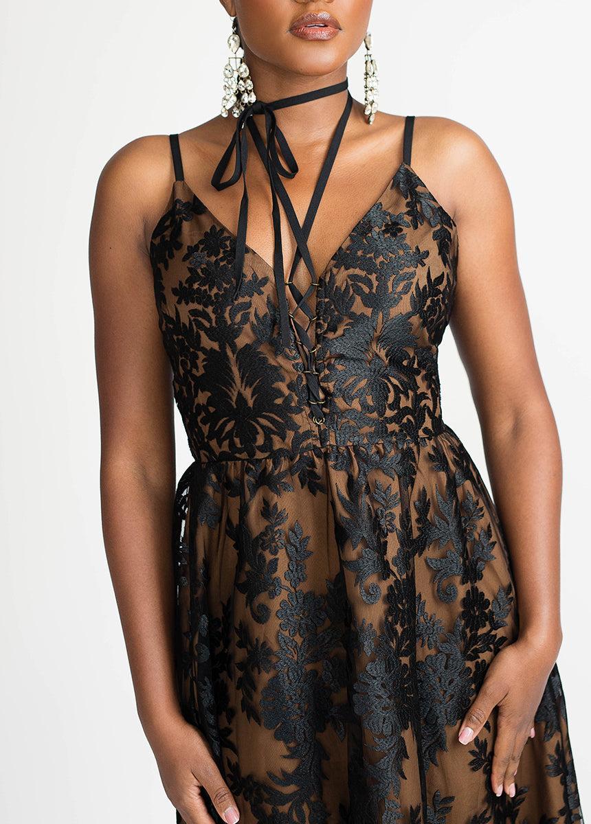 Holli Dress in Black Female Product Image