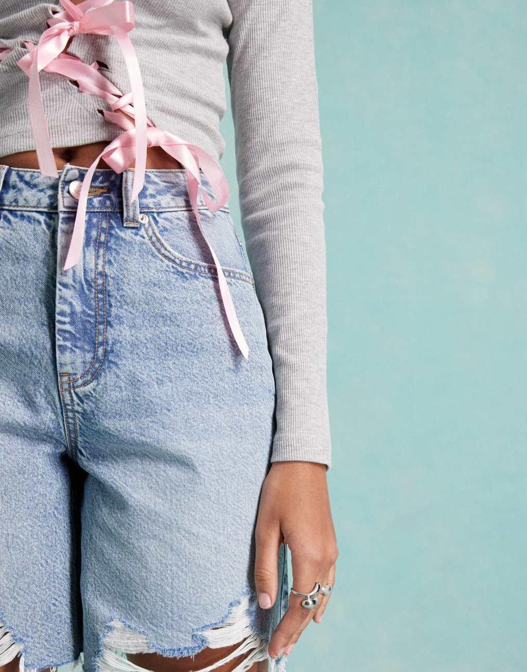 Miss Selfridge longline denim boyfriend shorts in blue wash Product Image