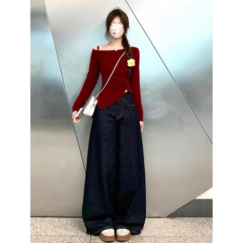 Long-Sleeve Cold-Shoulder Plain Asymmetrical Knit Top Product Image