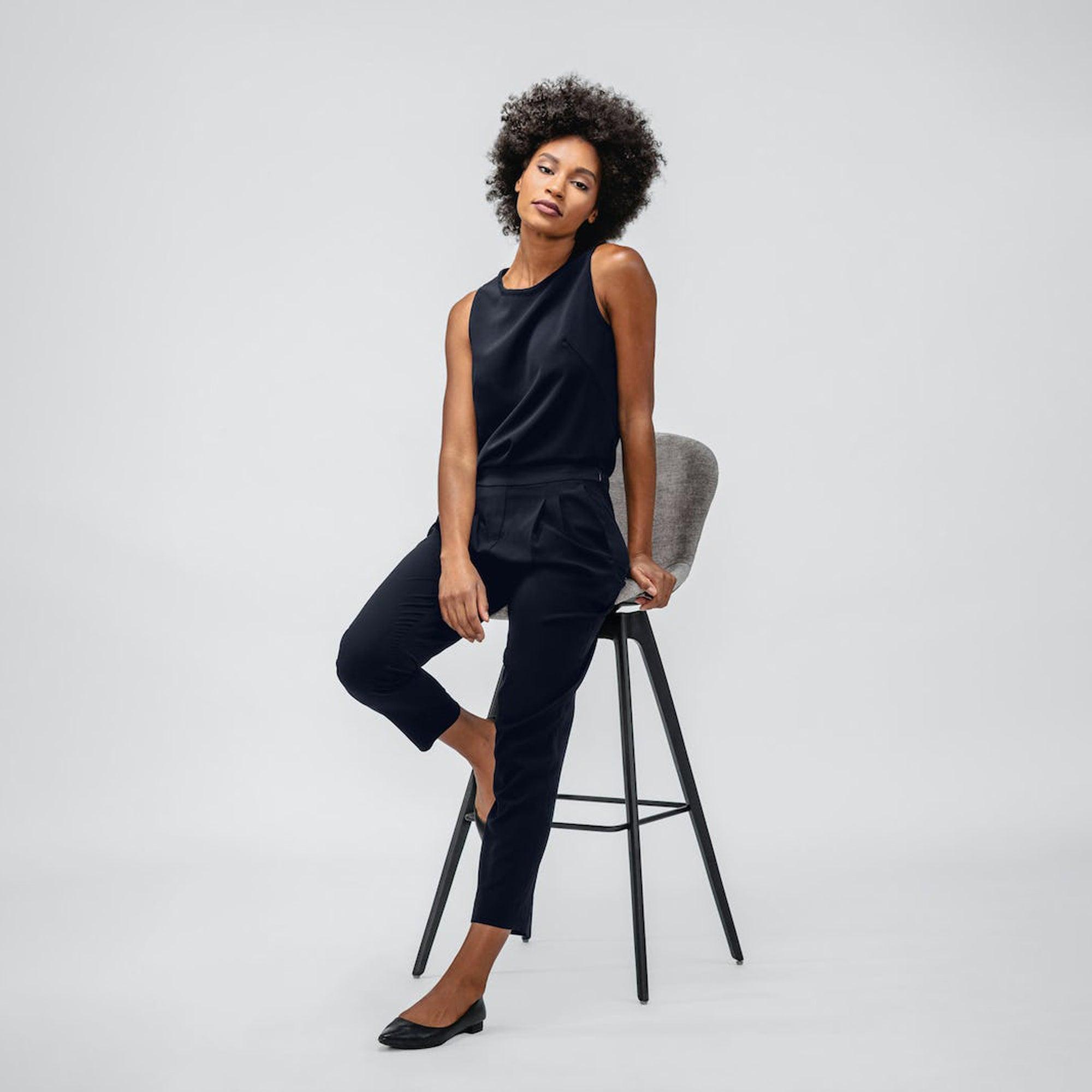 Women's Swift Sheath Tank - Navy Female Product Image