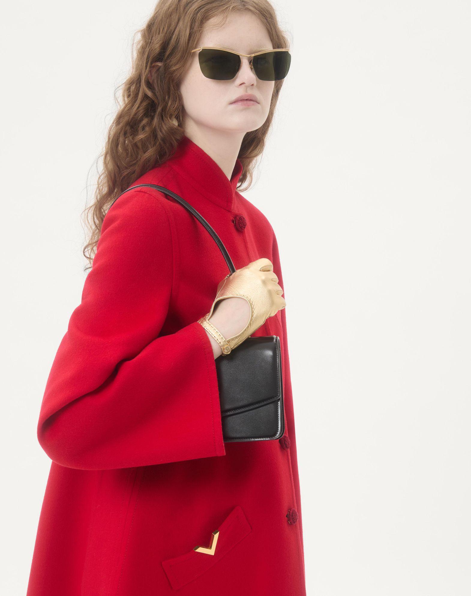 Compact Drap Coat Product Image