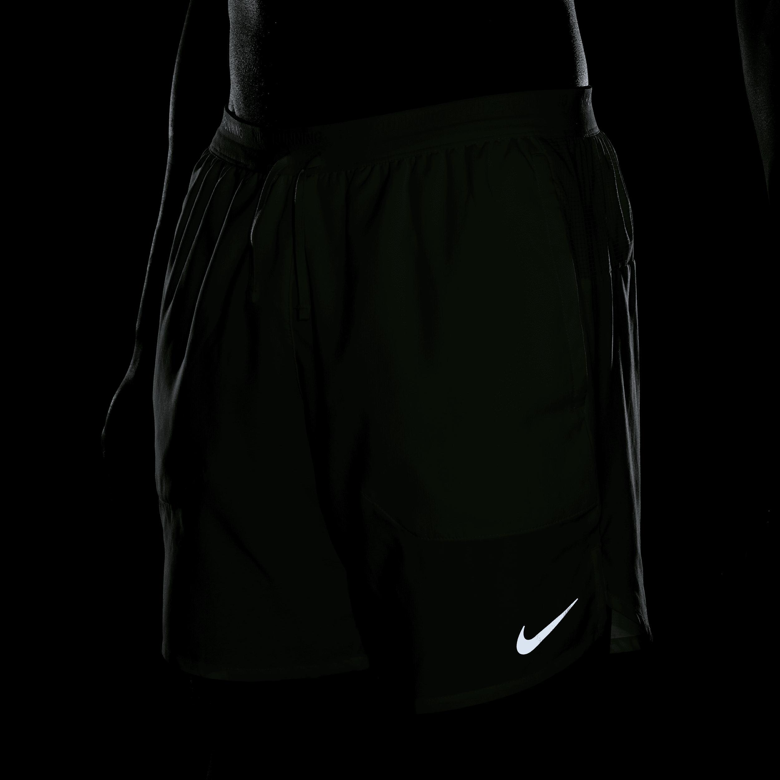 Nike Men's Stride Dri-FIT 7" Brief-Lined Running Shorts Product Image