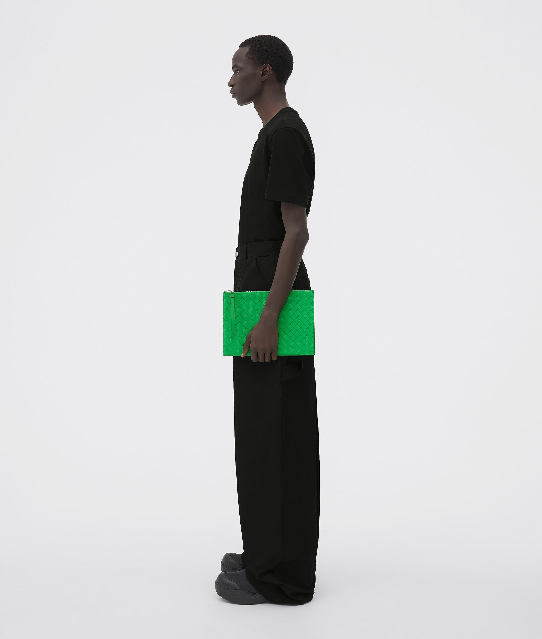 BOTTEGA VENETA Intrecciato-weave Clutch Bag In Green Product Image