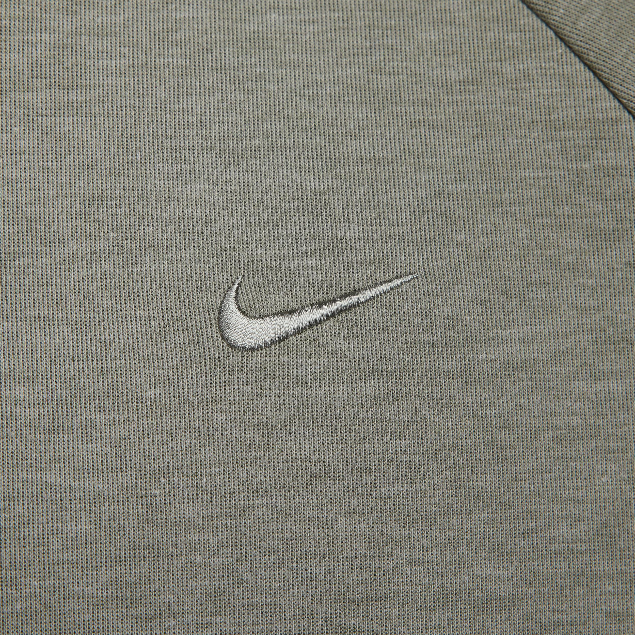 Nike Men's Primary Fleece Dri-FIT UV Performance Crew Product Image