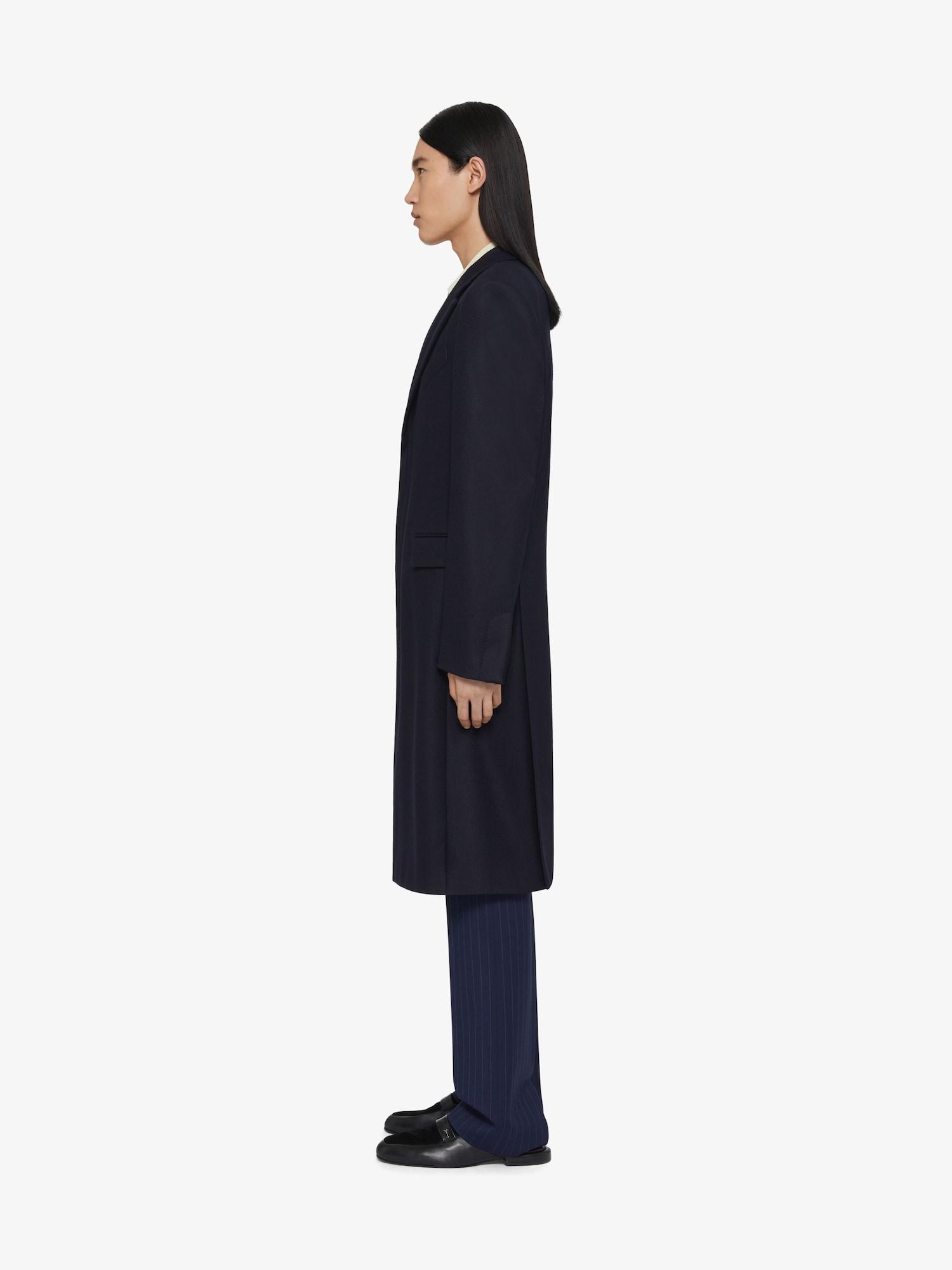 Coat in wool Product Image