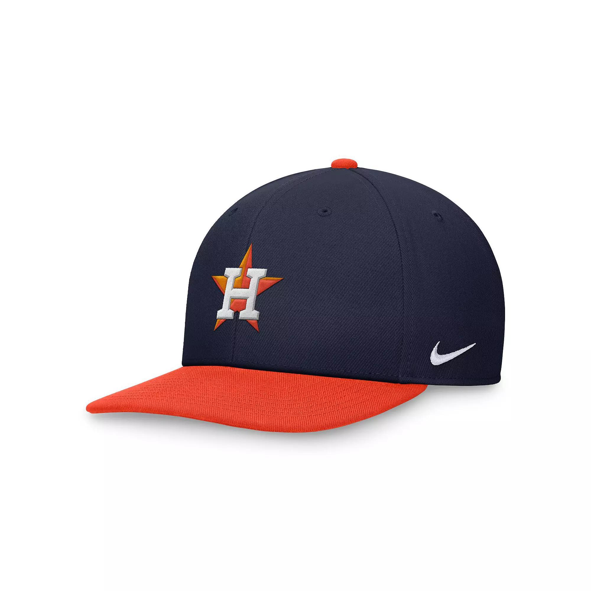 Mens Nike Florida Gators On-Field Dugout True Performance Fitted Hat Product Image