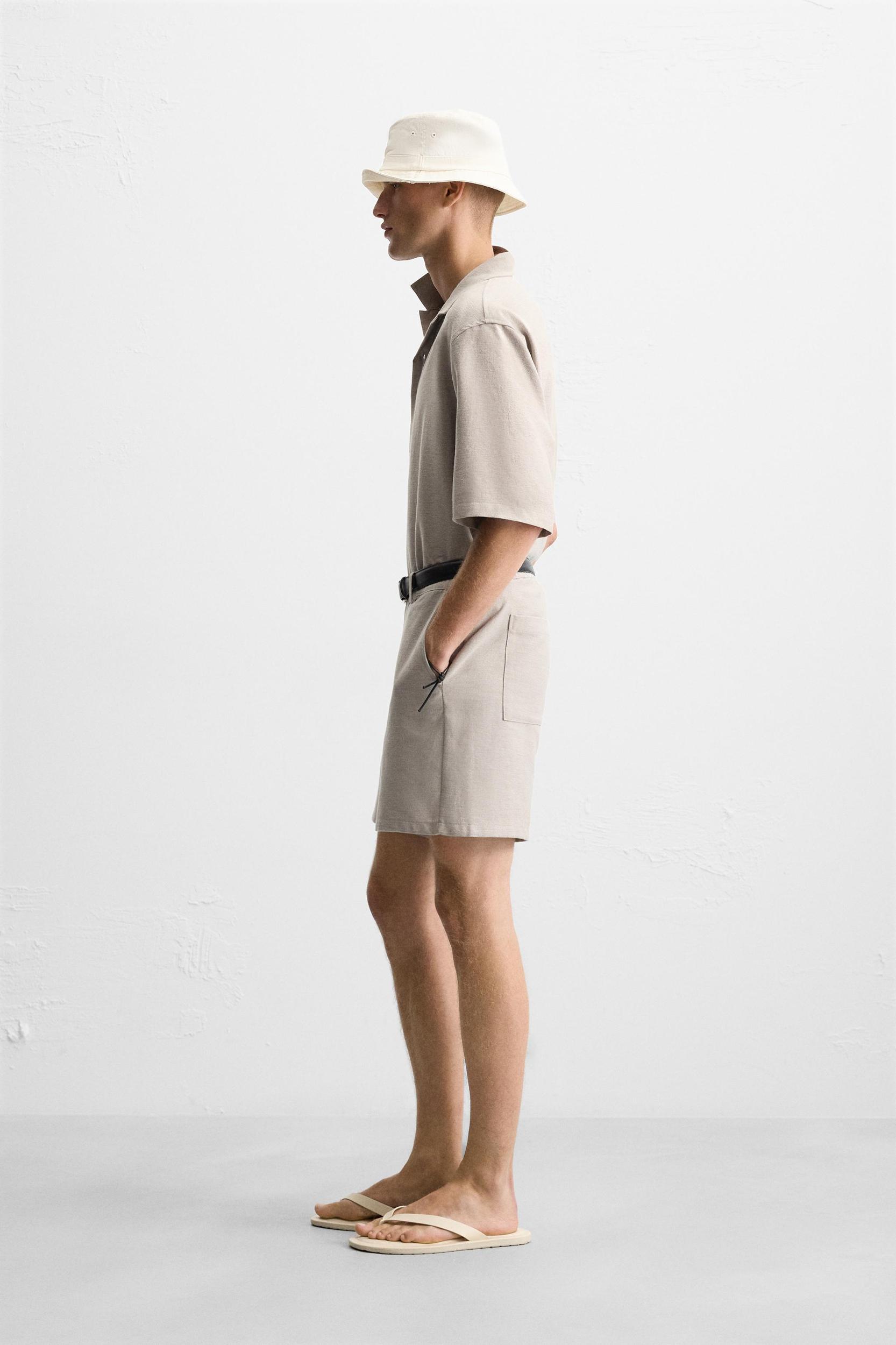 RELAXED FIT SHORTS Product Image