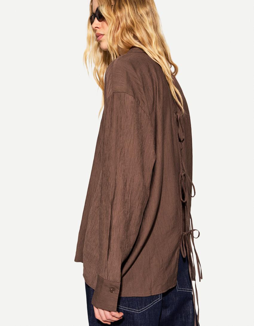 Shirt with bows Product Image