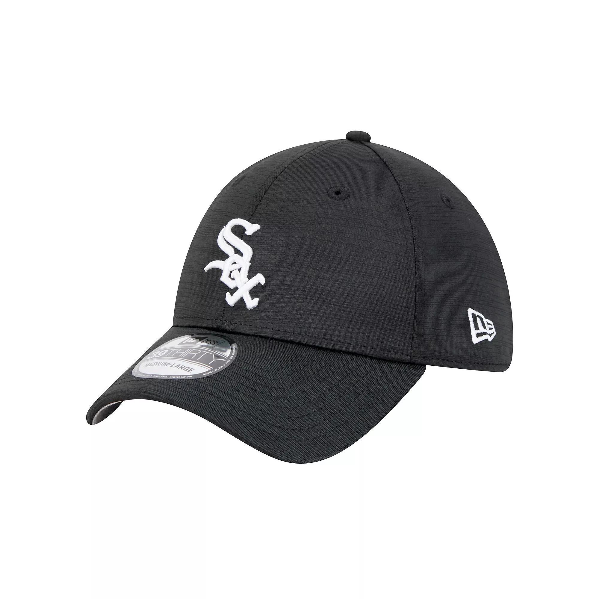 Men's New Era Black Chicago White Sox Tech 39THIRTY Flex Hat, Size: Medium/Large Product Image
