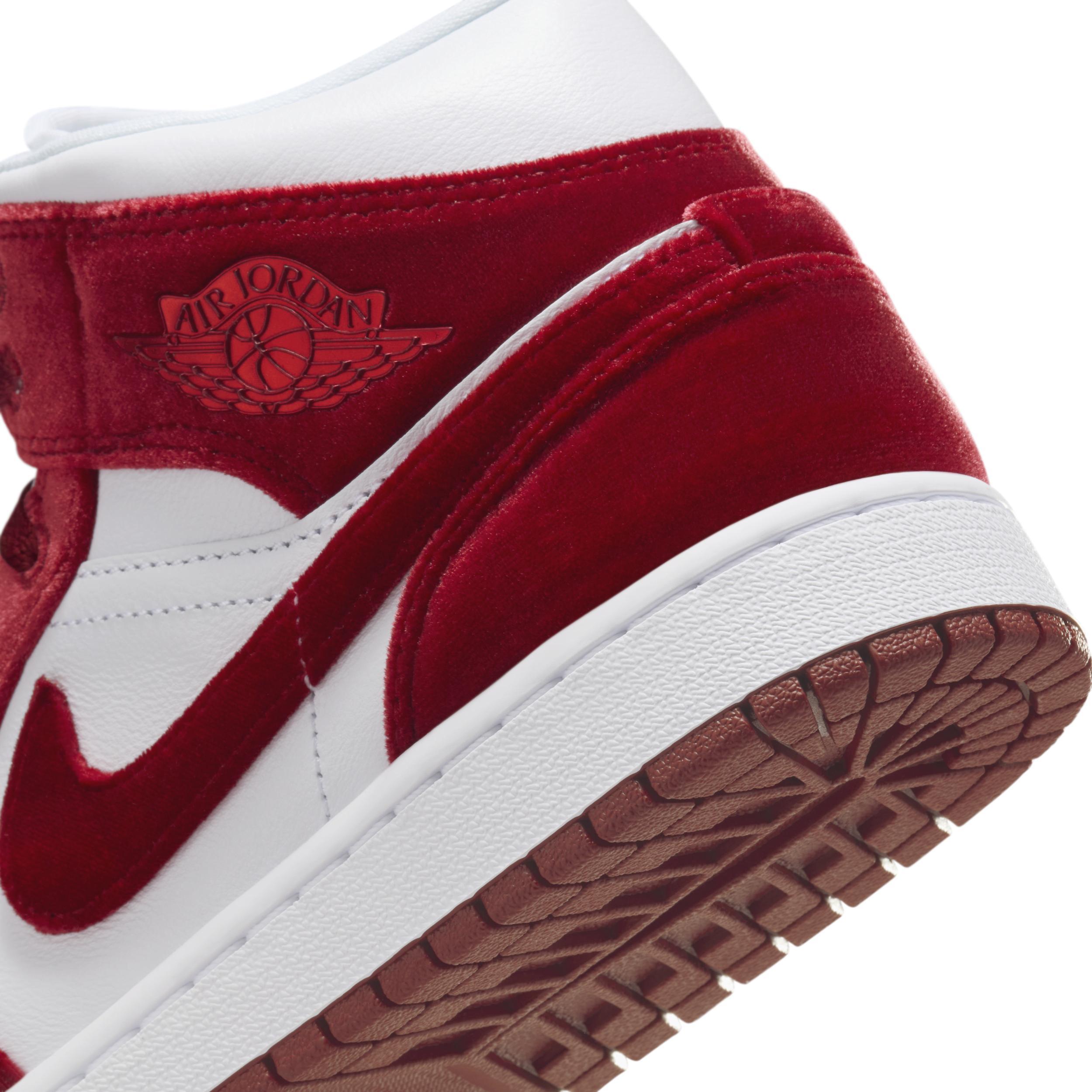 Womens Air Jordan 1 Mid SE Shoes Product Image