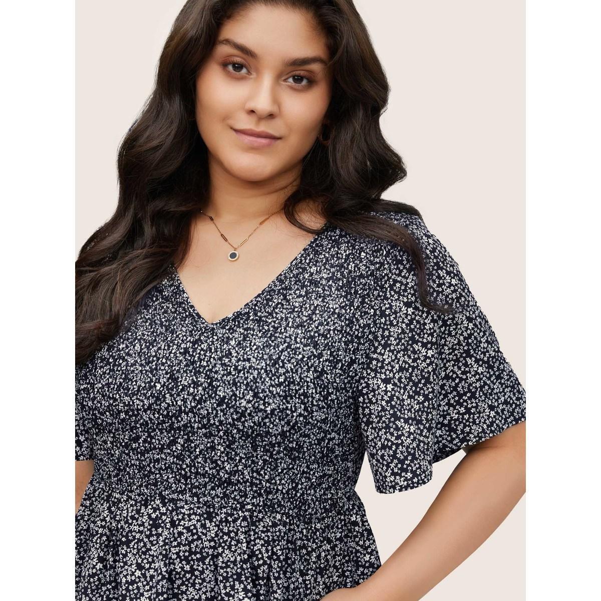 Plus Size Indigo Ditsy Floral Shirred Ruffle Sleeve Elastic Waist Blouse Women Elegant Short sleeve V-neck Everyday Blouses BloomChic 26/4X Product Image