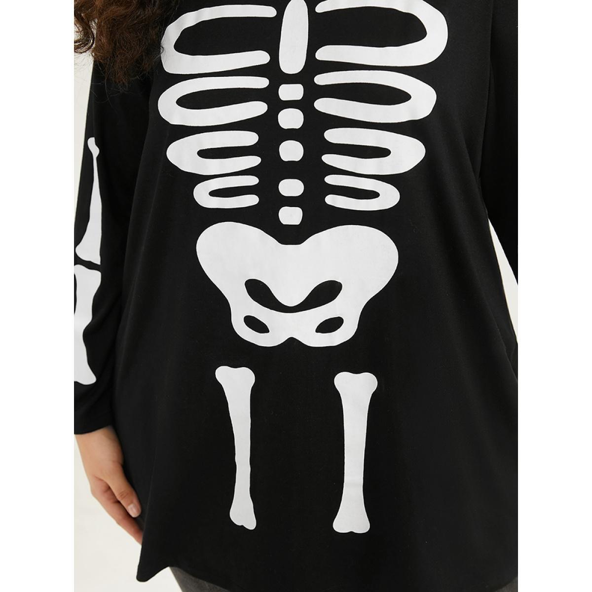 Plus Size Halloween Skull Print Crew Neck T-shirt Black Women Casual Printed Halloween Round Neck Festival-Halloween T-shirts BloomChic 14-16/1X Product Image