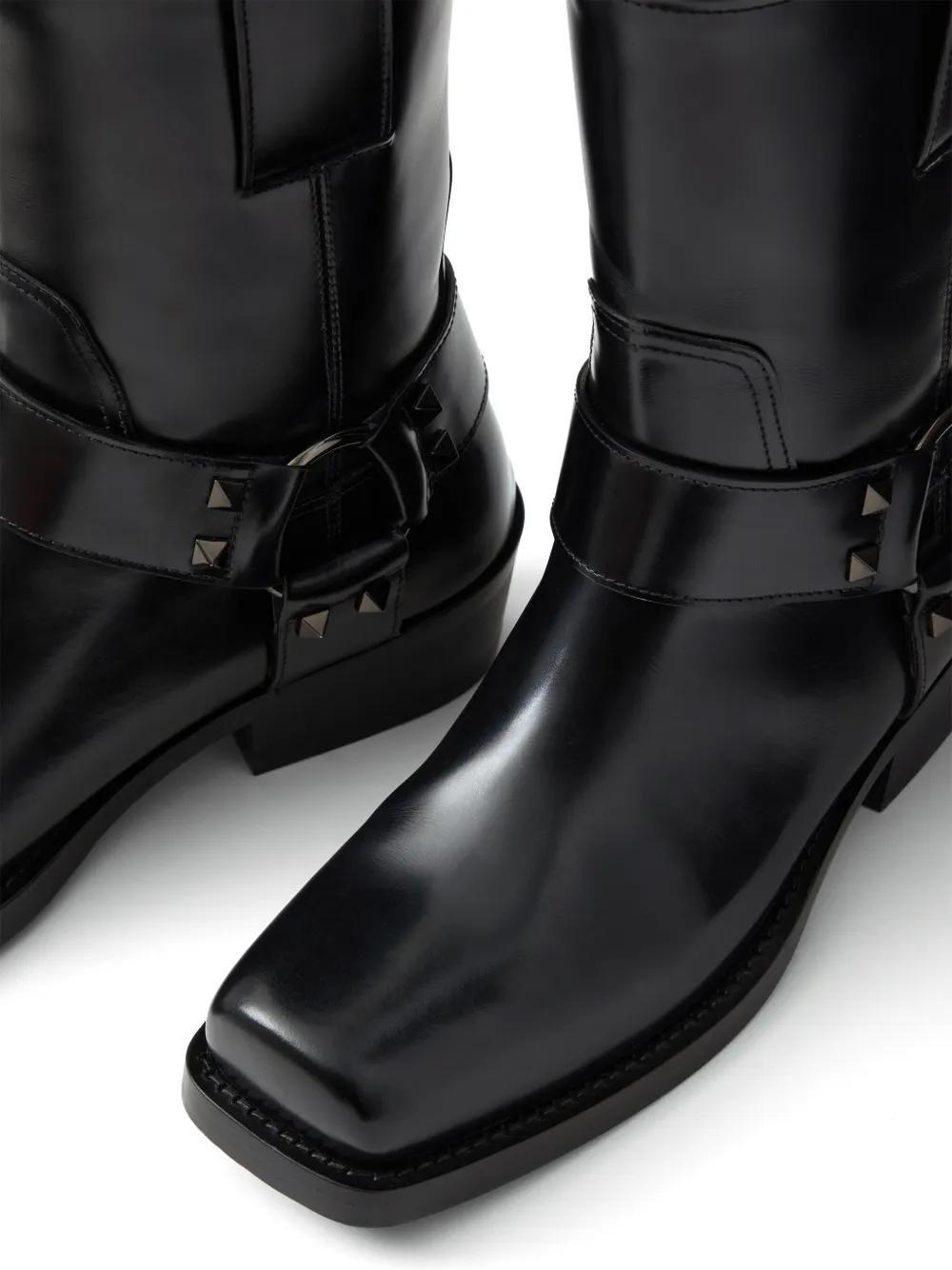 Ankle strap boots  Product Image