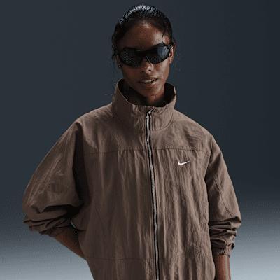 Nike Sportswear Everything Wovens Women's Oversized Repel UV Protection Jacket (Plus Size) Product Image