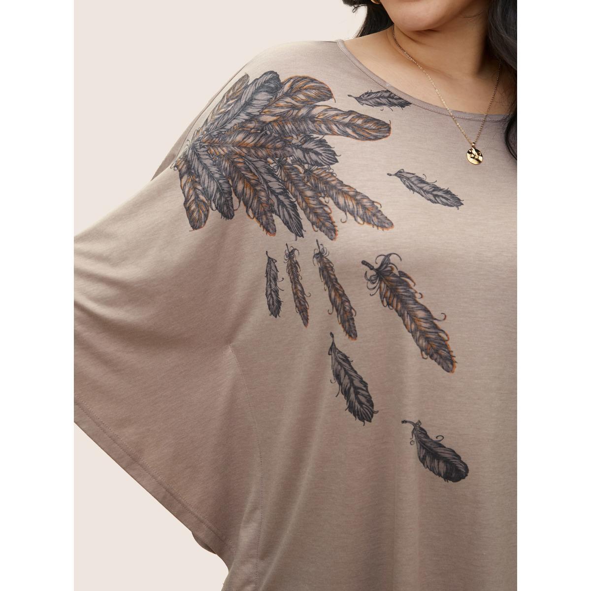 Plus Size Feather Print Batwing Sleeve T-shirt Champagne Women Casual Non Feather Round Neck Everyday T-shirts BloomChic 18-20/2X Product Image