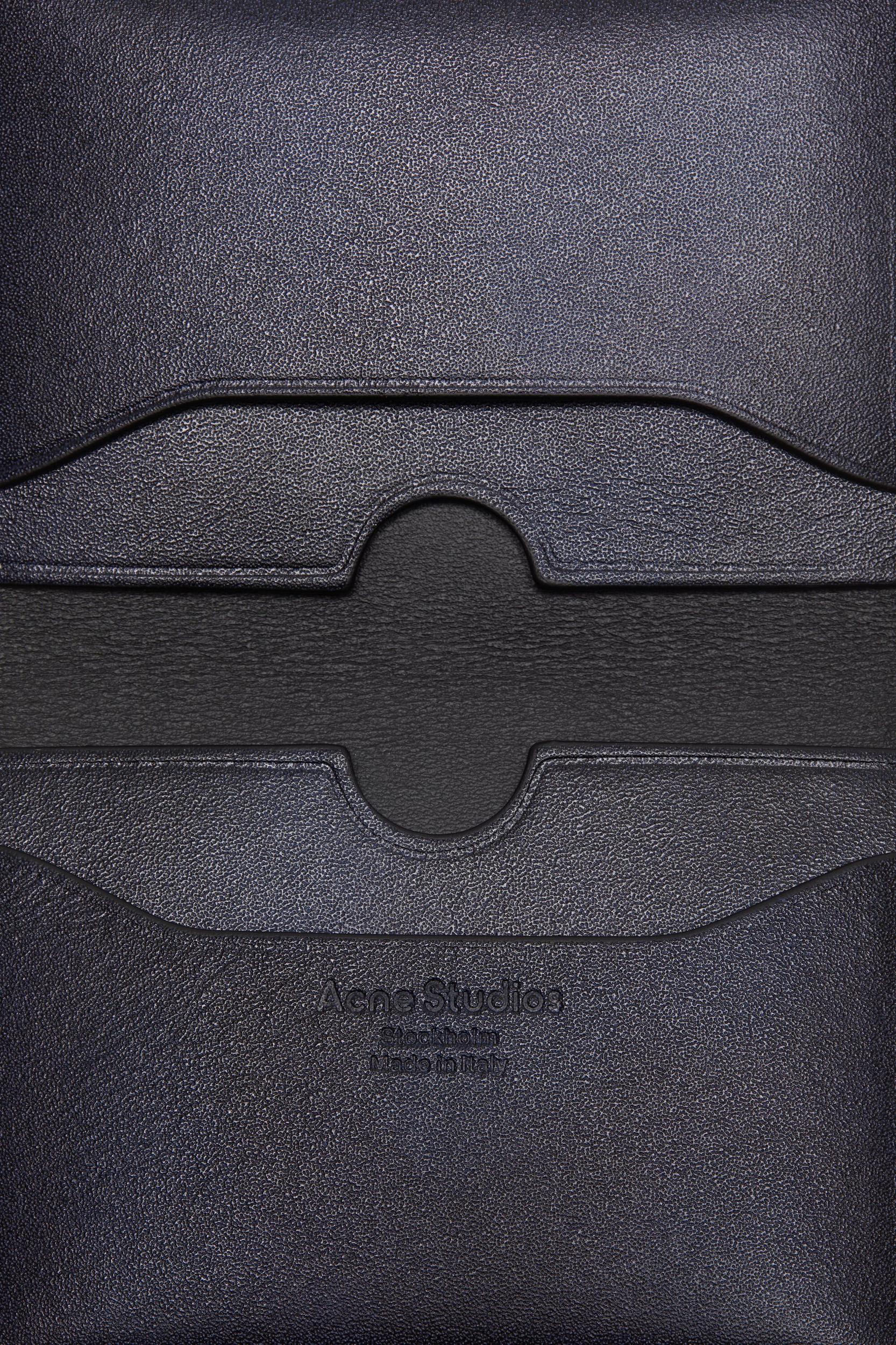 Folded leather wallet Product Image