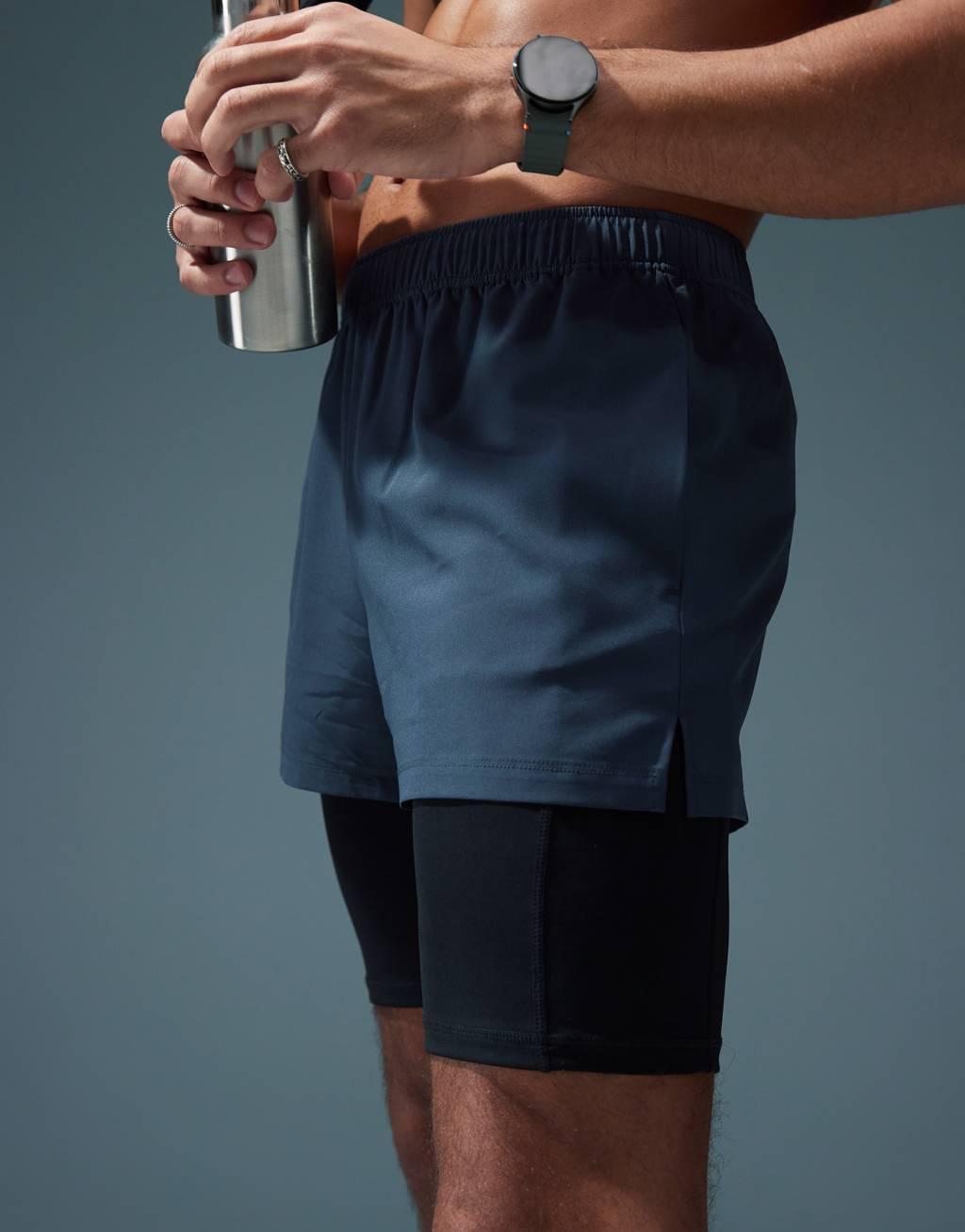 4505 Icon training base layer legging shorts with quick dry and phone pocket in black  Product Image