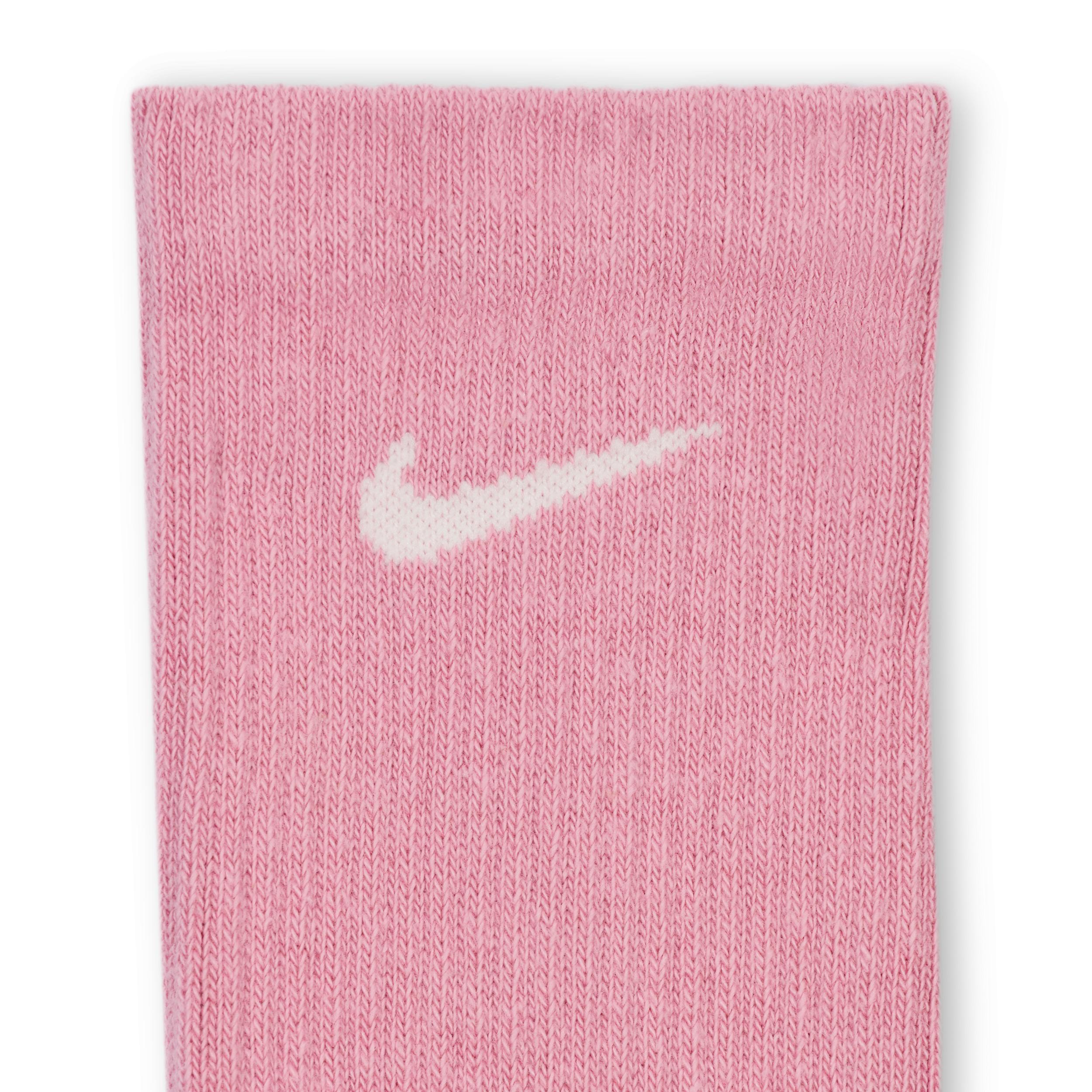 Womens Nike Everyday Plus Cushioned Training 6-Pack Crew Socks Product Image