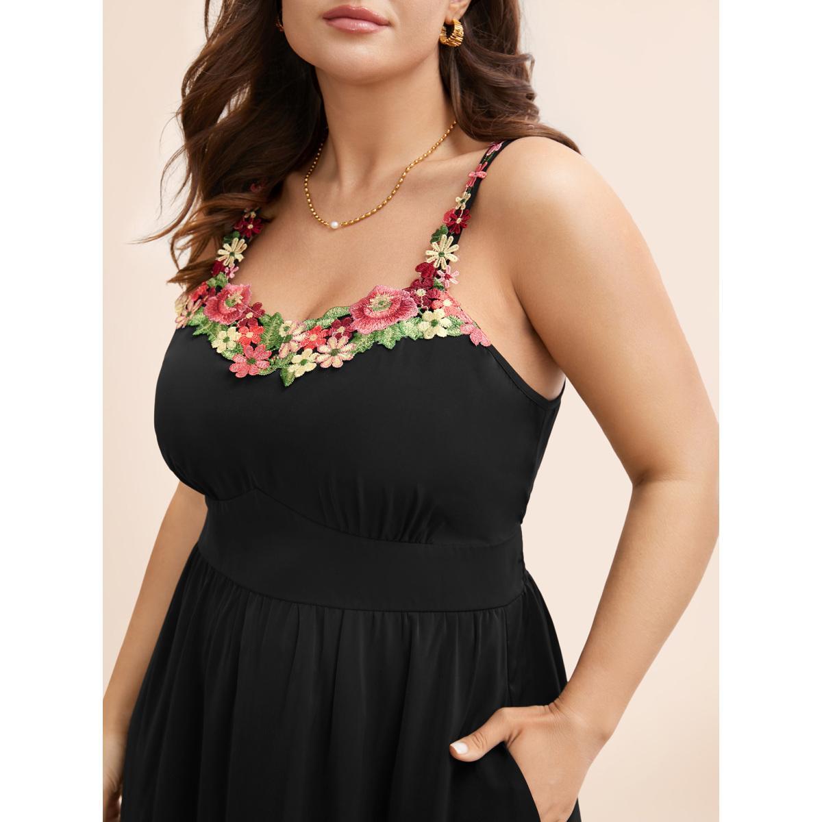 Plus Size Floral Woven Ribbon Heart Neckline Cami Dress Black Women Elegant Woven ribbon&lace trim Heart neckline Sleeveless Curvy BloomChic 28/5X Product Image
