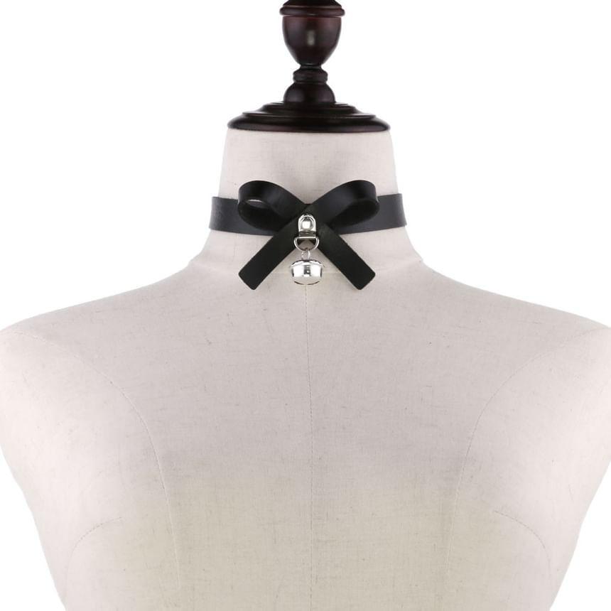 Ribbon Lock Choker Product Image