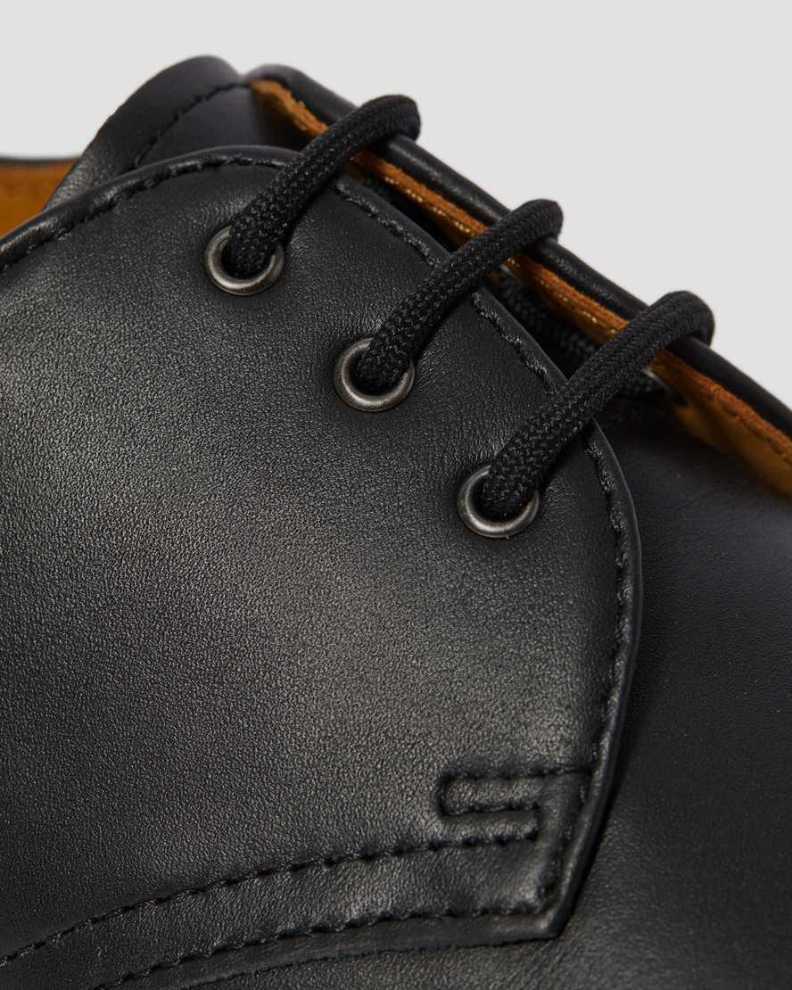 Dr. Martens Mens 1461 Leather Oxfords Product Image