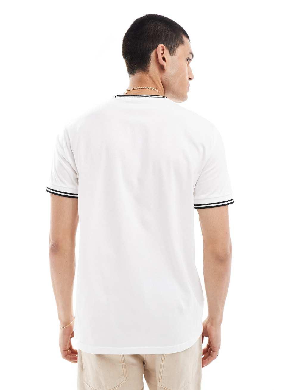 Fred Perry twin tipped t-shirt Product Image