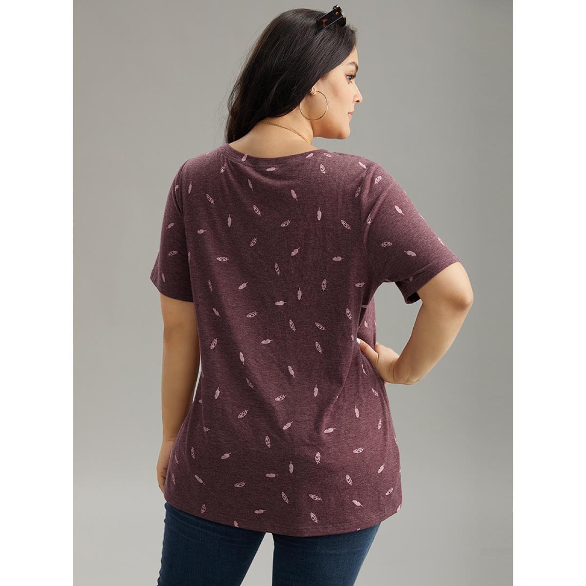 Plus Size Feather Print V Neck T-shirt Scarlet Women Casual Printed Feather V-neck Dailywear T-shirts BloomChic 22-24/3X Product Image