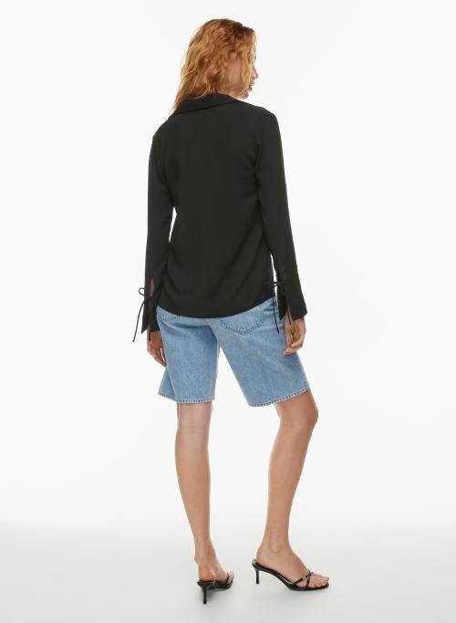 favor blouse Product Image