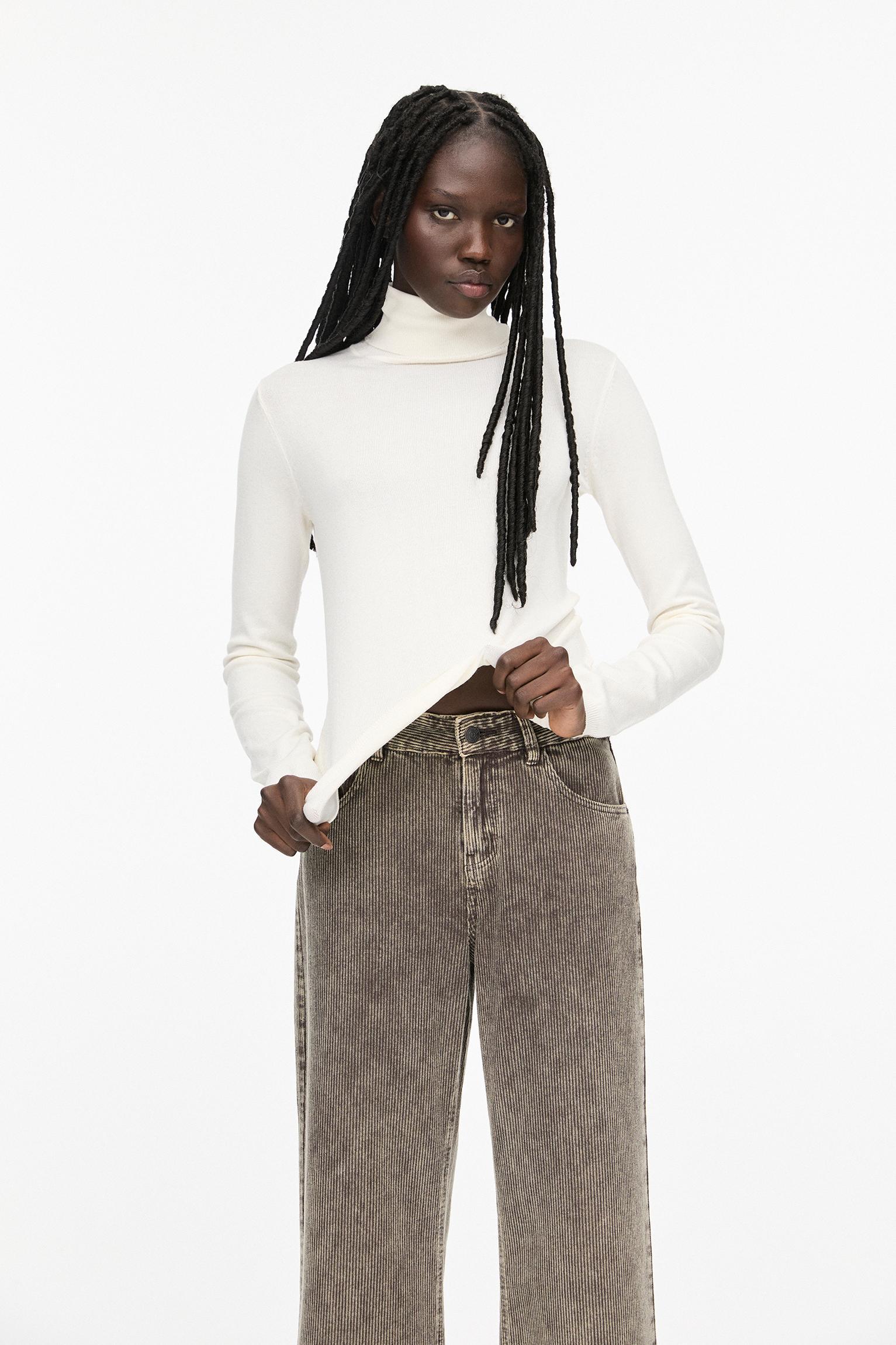 Basic high neck sweater Product Image